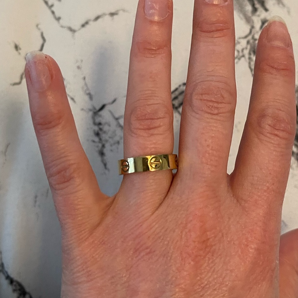Gold ring